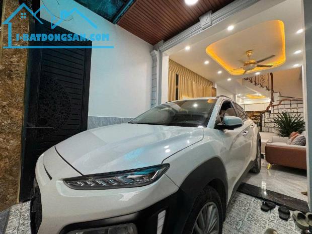 Chủ cần bán nhà đẹp phố Khương Hạ về ở luôn khu vực an ninh tốt, không khí trong lành